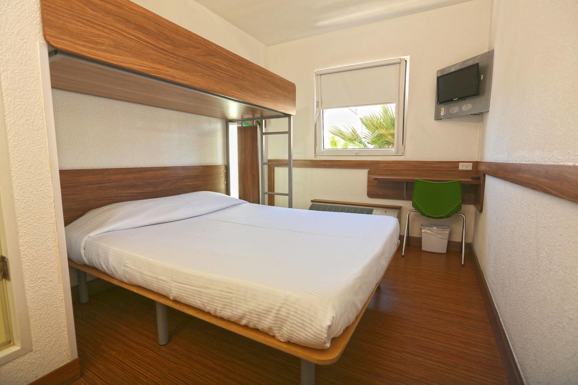 Hotel Hi! Santa Catarina Santa Catarina  エクステリア 写真